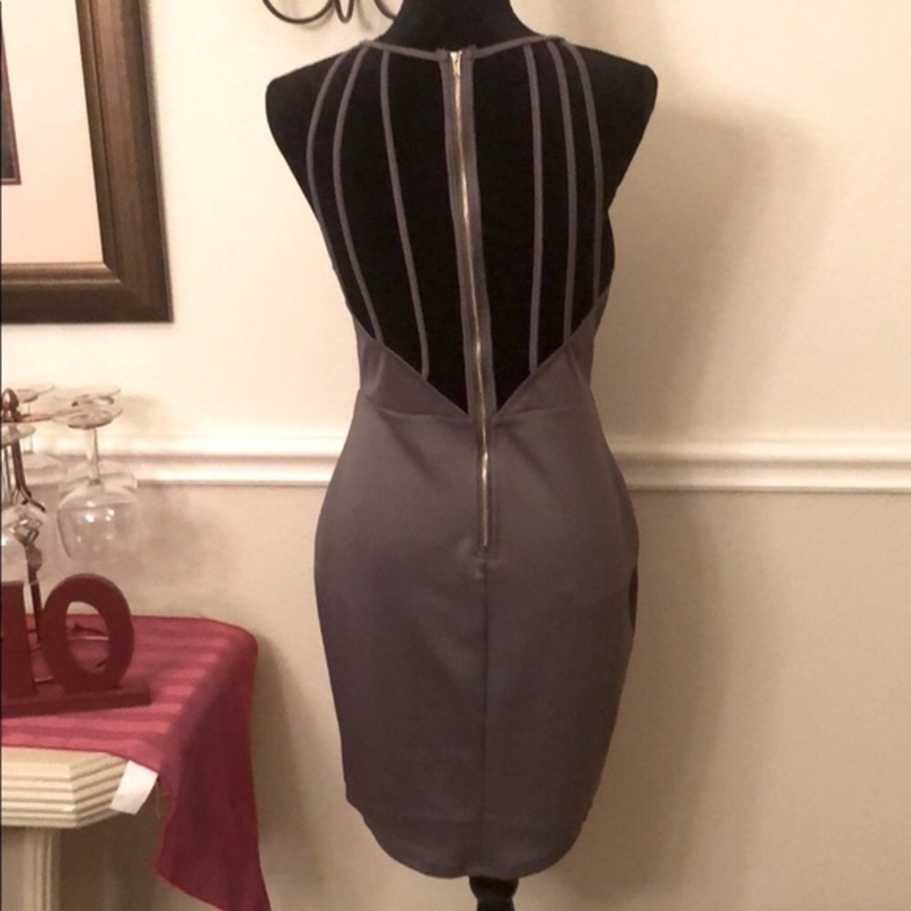 🌺🌺 NEW w/o tags  Green open back  dress size M